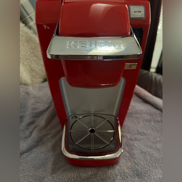 Keurig Coffee Maker and Pod holder - Picture 1 of 7